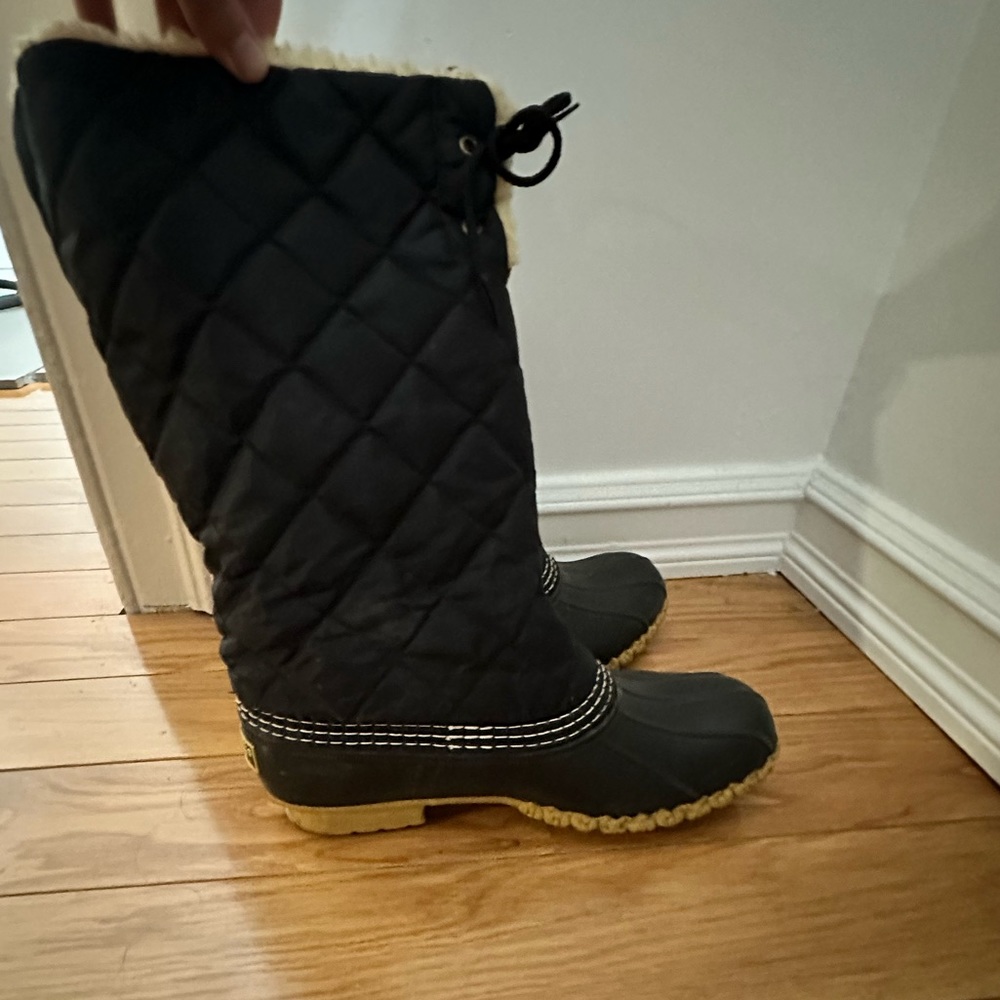 LL bean snowboats
